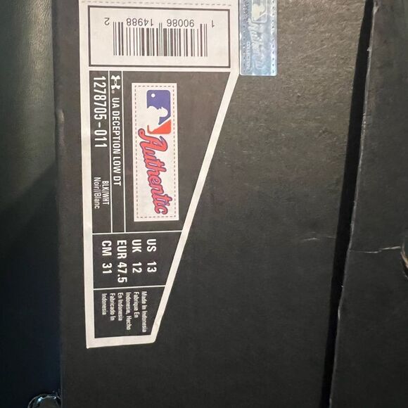 Nib size 13 Under armor cleats - Picture 3 of 3